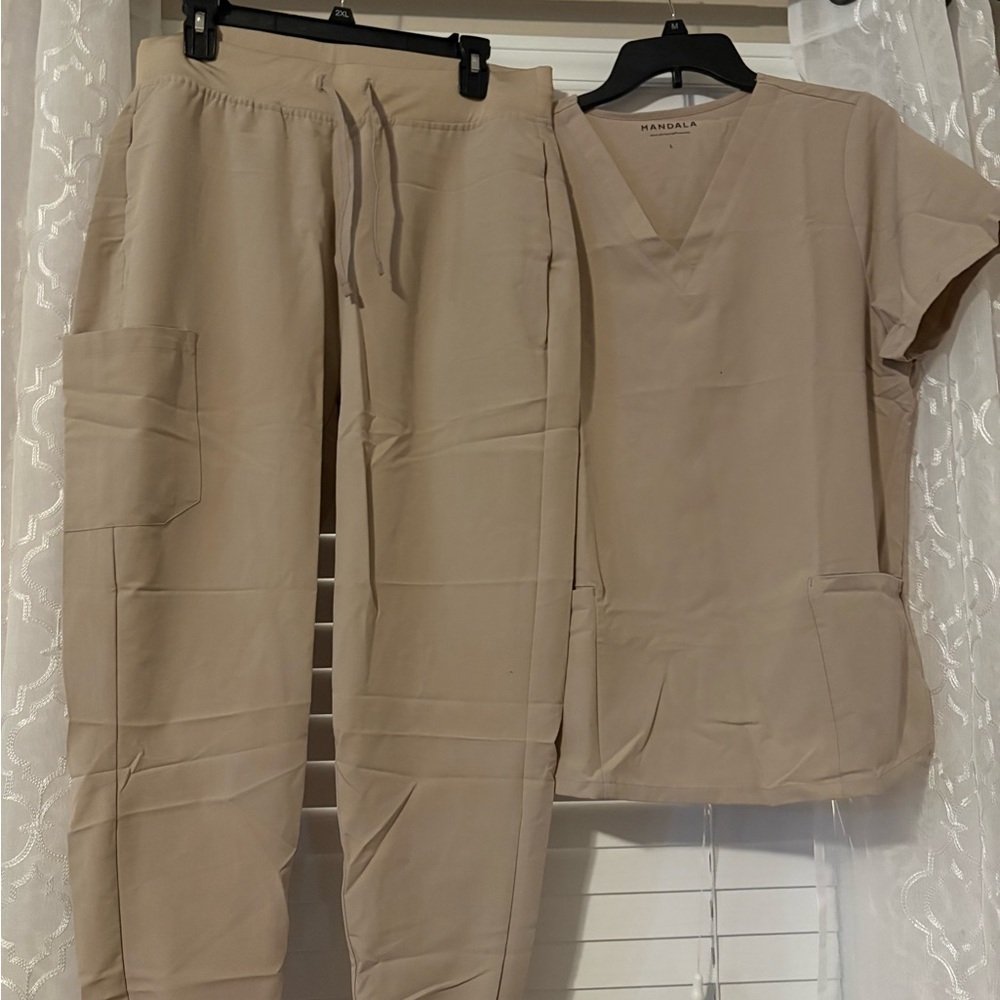 Mandala Women's Tan Scrub Set